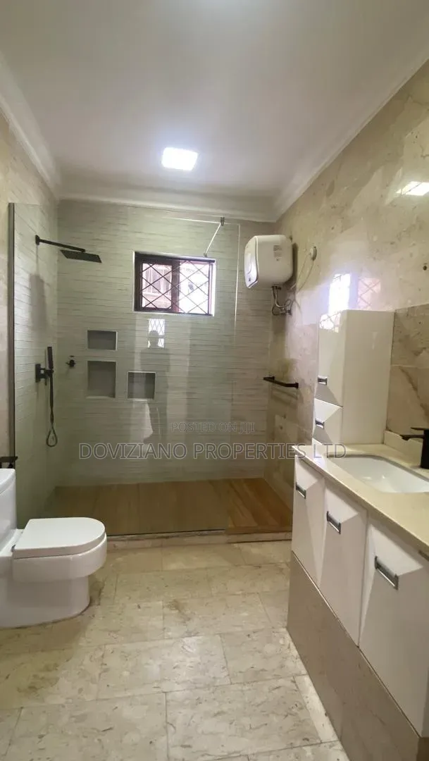 4bdrm Duplex in Banana Island for rent in Banana Island