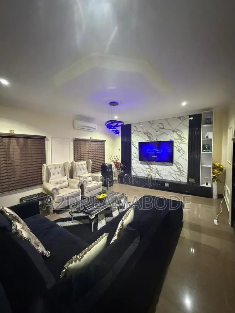6bdrm Duplex in Magodo, GRA Phase 1 for sale in GRA Phase 1