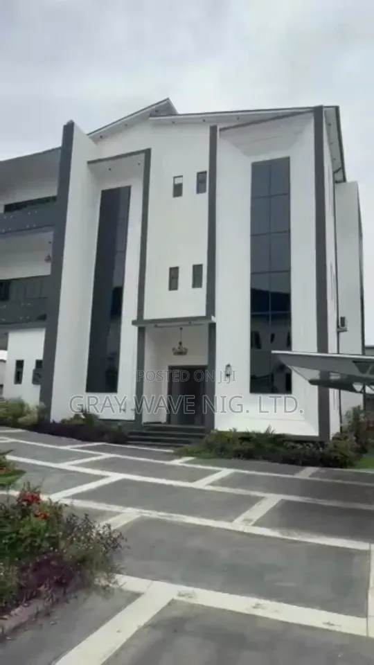 6bdrm Duplex in Guzape District for sale in Guzape District
