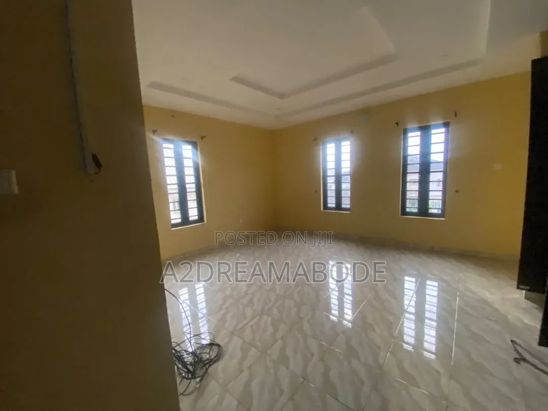 4bdrm Duplex in Magodo, GRA Phase 1 for rent in GRA Phase 1