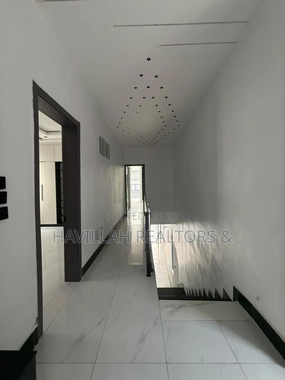 5bdrm Duplex in Sangotedo for sale in Sangotedo