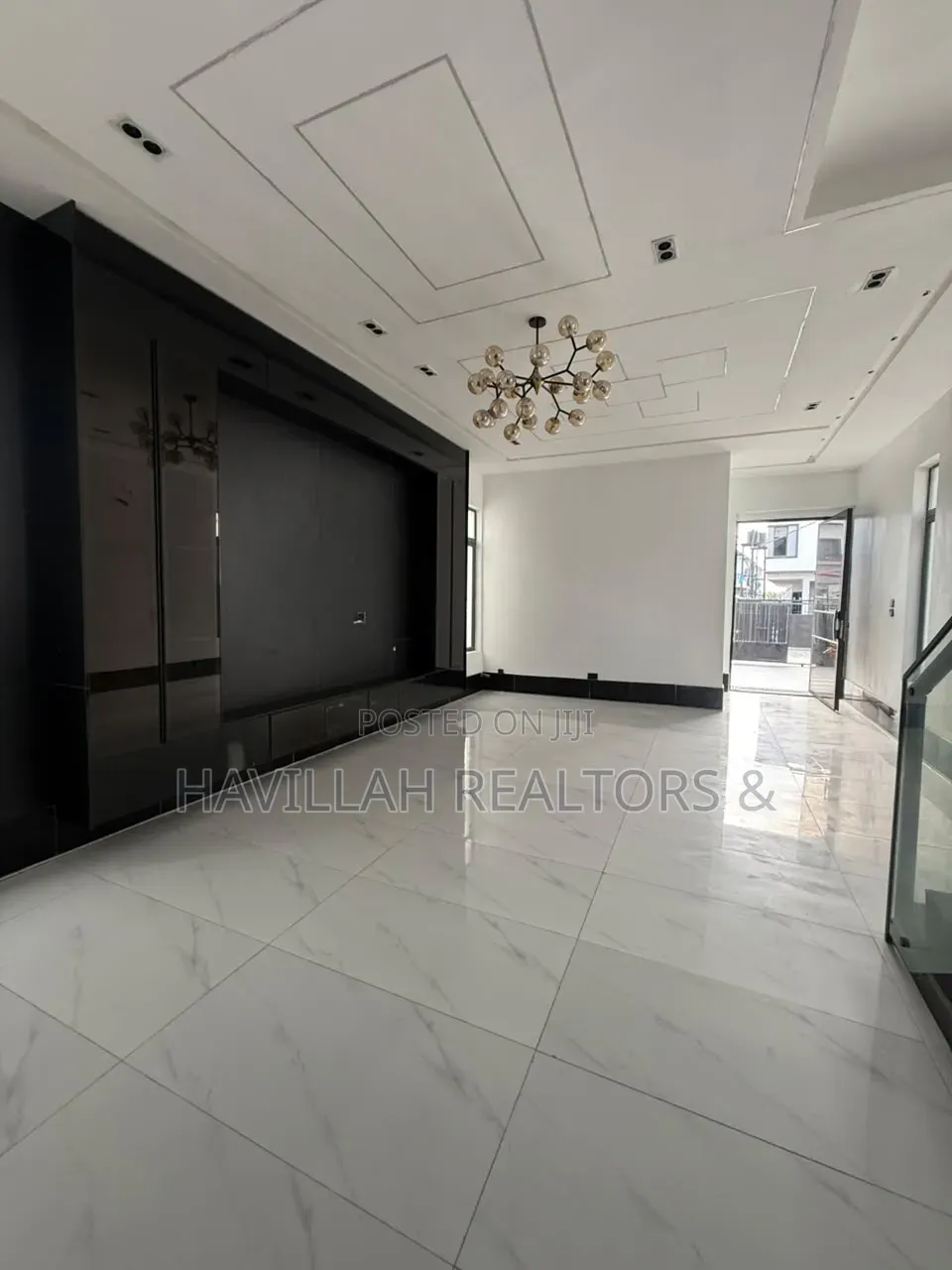 5bdrm Duplex in Sangotedo for sale in Sangotedo