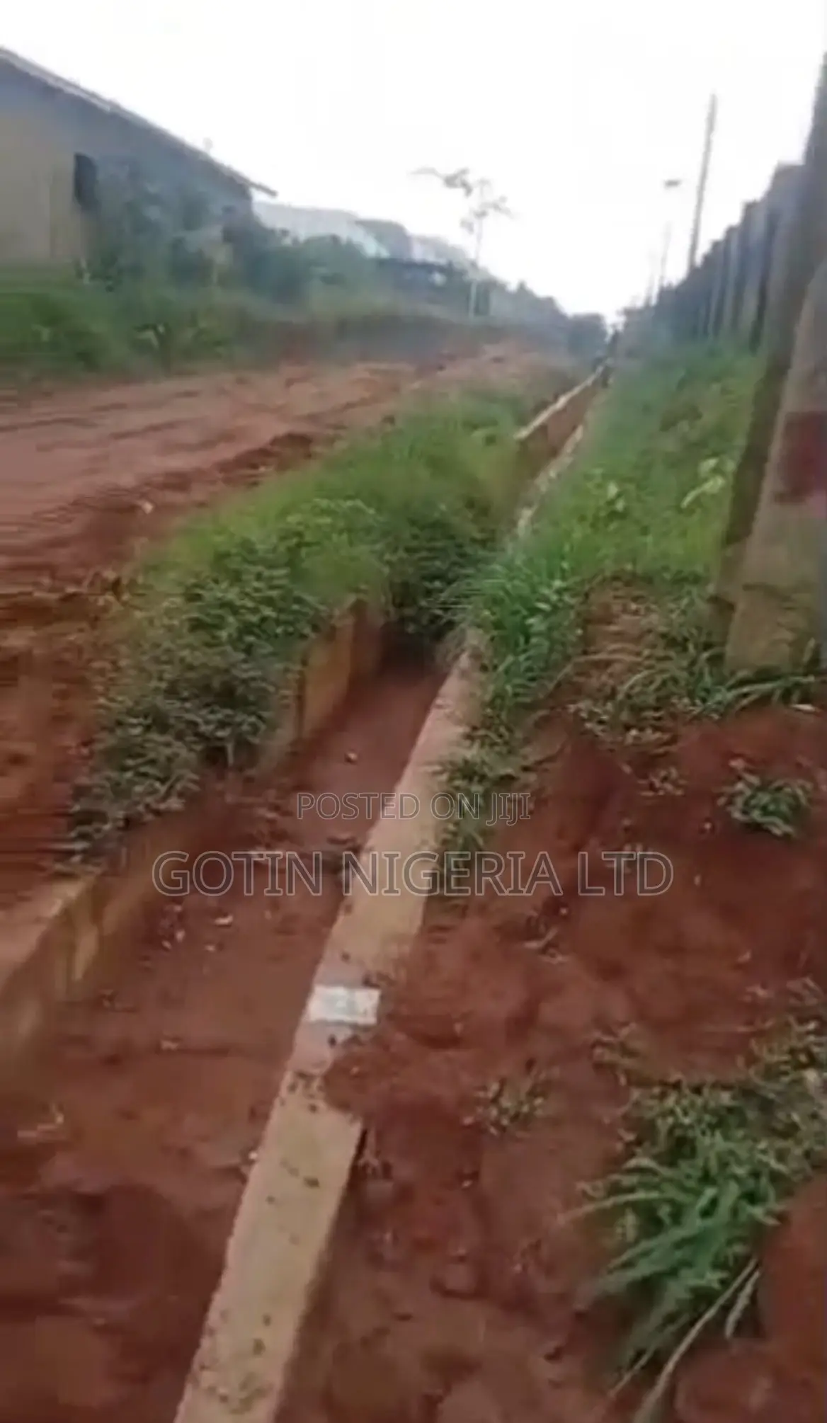 200×75ft Land Near Tarred Road, Upper Airport Road in Benin City