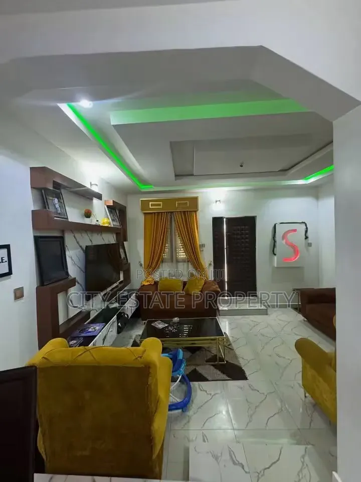 3bdrm Duplex in Eneka, Obio-Akpor for sale in Obio-Akpor