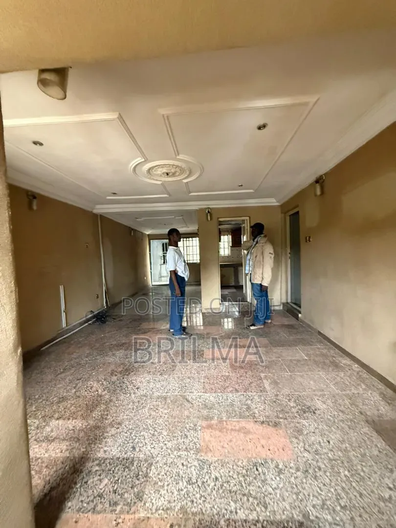 3bdrm Block of Flats in Maitama for sale in Maitama
