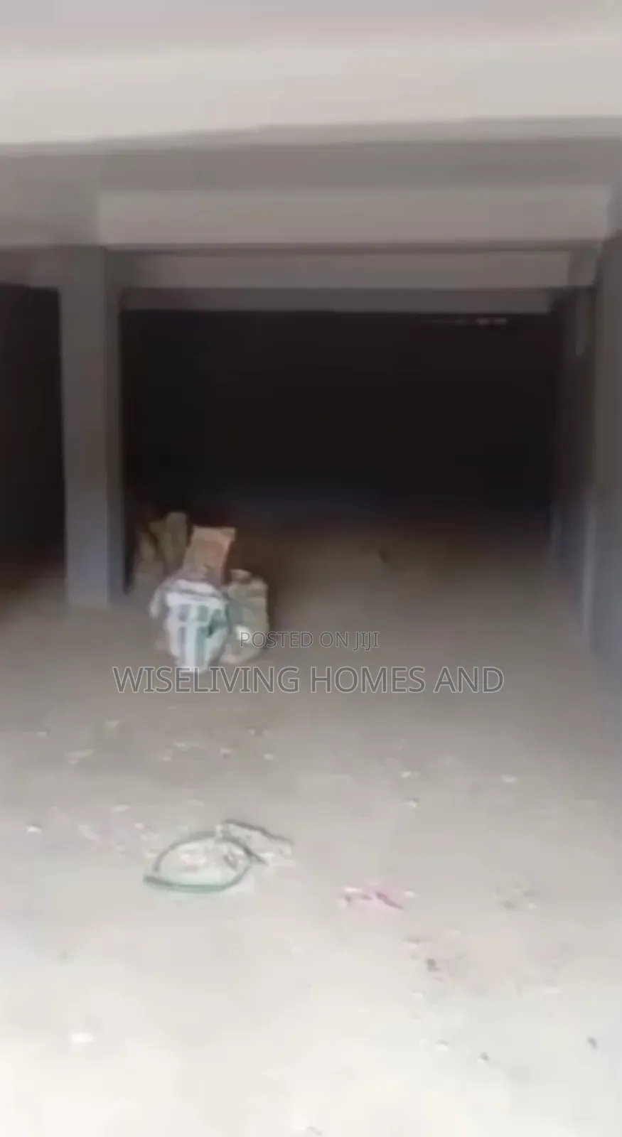 Warehouse for Rent in Alagomeji Ebutte Metta in Alagomeji