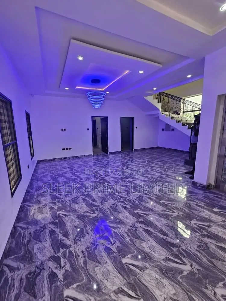 5 Units of 4 Bedroom Terrace Duplex for Sale in Lugbe District