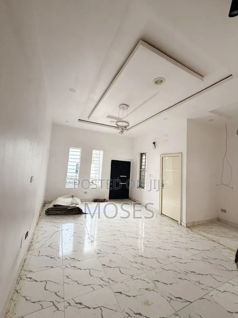 2bdrm Duplex in Inside An Access, Chevron for rent in Chevron