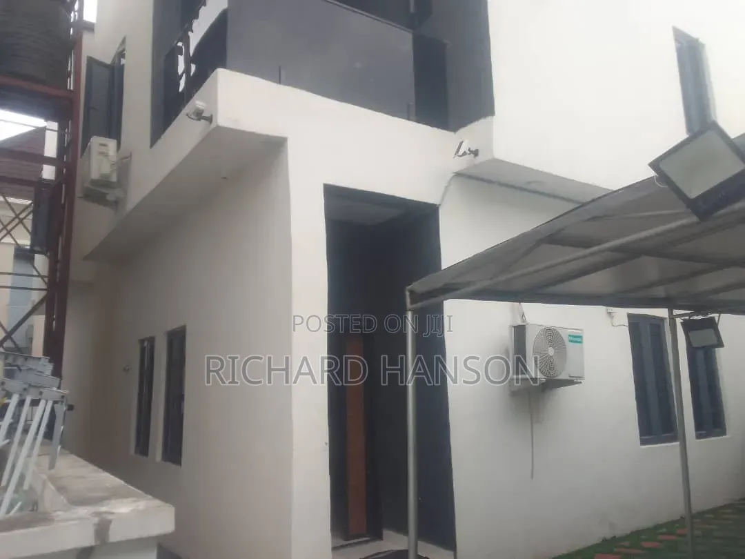 4bdrm Duplex in Non Flooded, Thomas Estate for sale in Thomas Estate