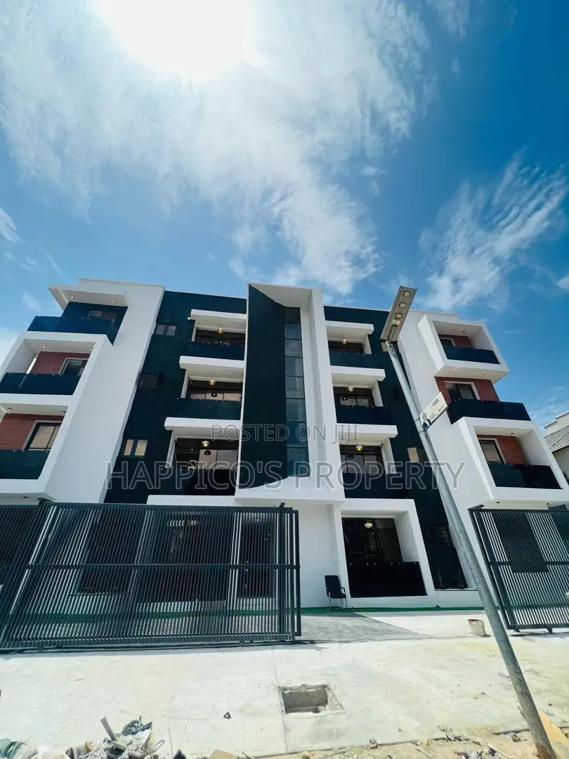 3bdrm Apartment in Ifako-Gbagada for sale in Ifako-Gbagada