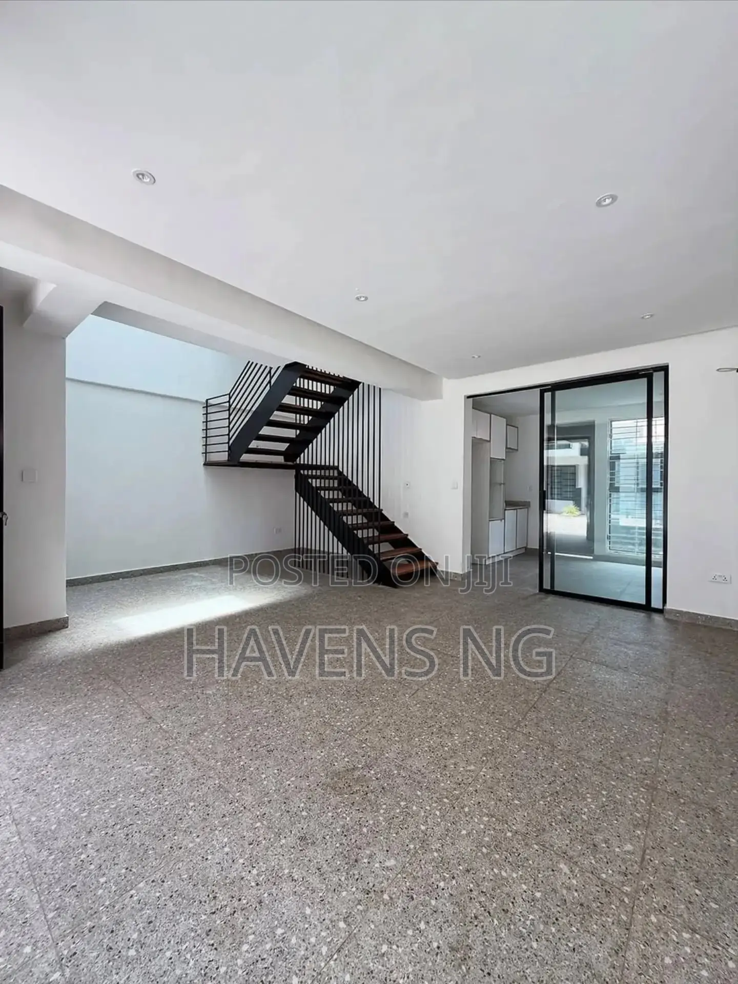 4bdrm Duplex in Ikate for sale in Ikate