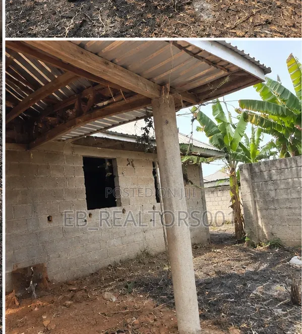 5bdrm House in Benin City for sale in Benin City