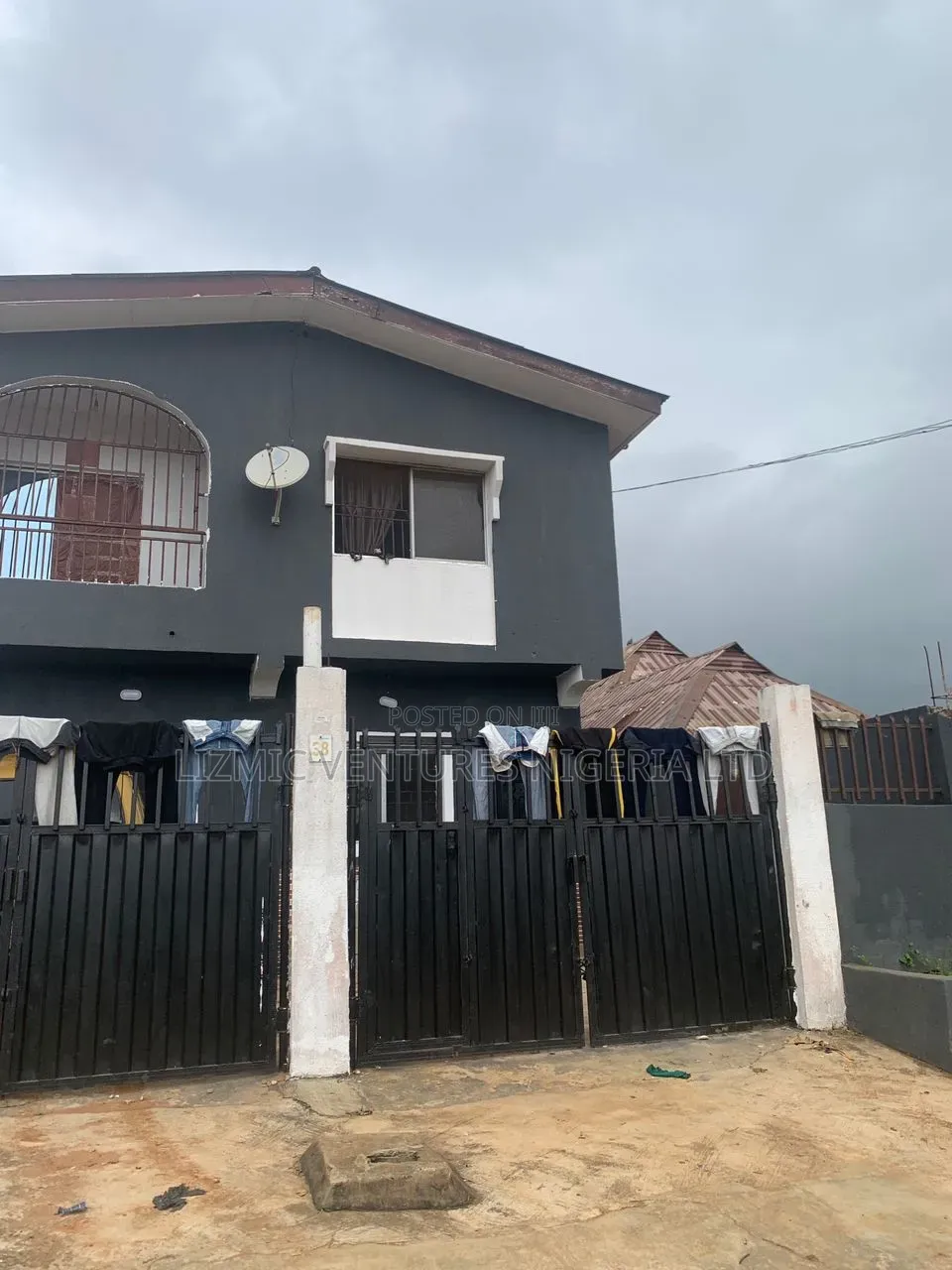 3bdrm Bungalow in Agric Estate, Ikotun/Igando for sale in Ikotun/Igando