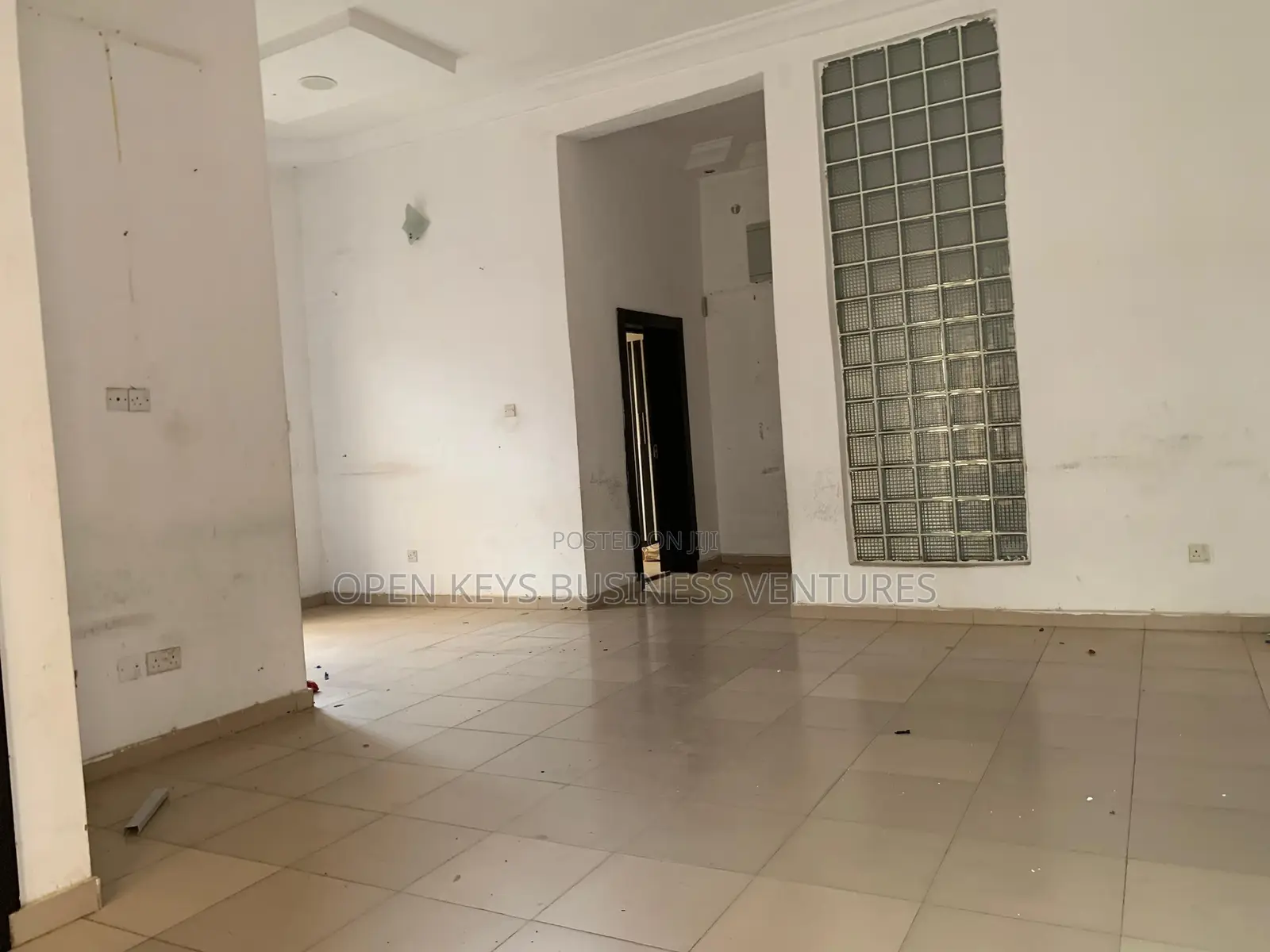 Furnished 3bdrm Apartment in A3 Estate, Bodija for rent in Bodija