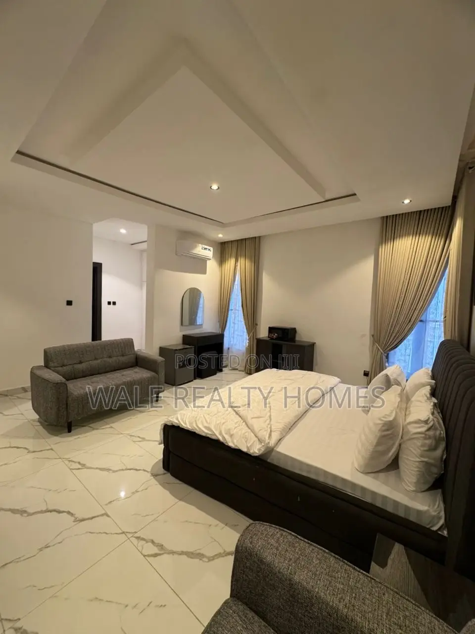 Furnished 5bdrm Duplex in Jahi Glimore for sale in Jahi