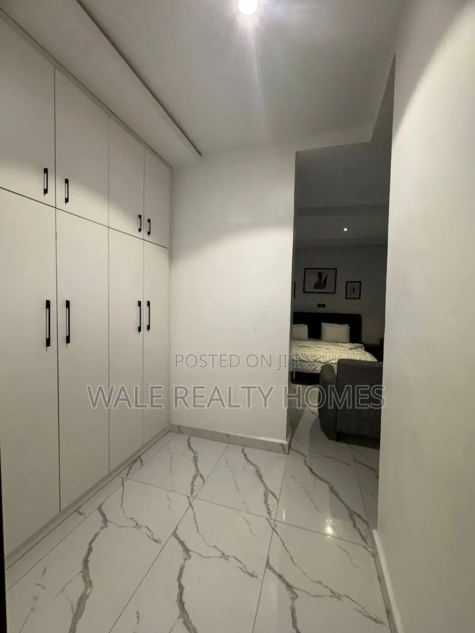 Furnished 5bdrm Duplex in Jahi Glimore for sale in Jahi