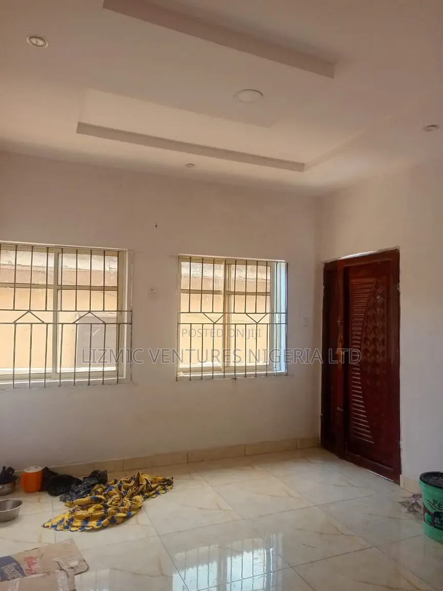 Mini Flat in Isuti Rd, Ikotun/Igando for rent in Ikotun/Igando