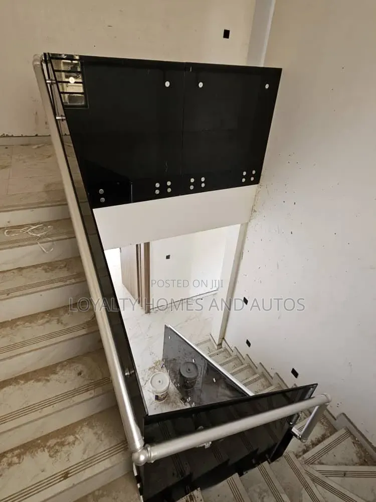 4bdrm Duplex in Adeniyi Jones for sale in Adeniyi Jones
