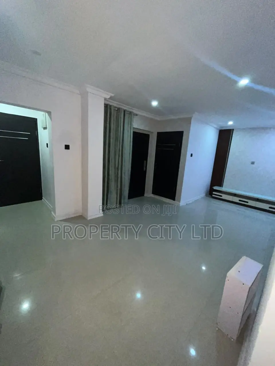 Furnished Mini Flat in Fan Estate, Victoria Island Extension for rent in Victoria Island Extension