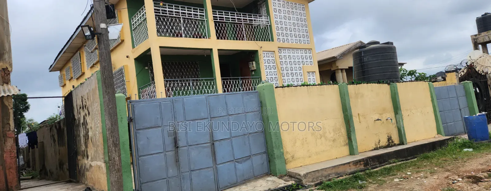16bdrm Block of Flats in Bolumole, Ring Road, Ibadan for sale in Ibadan