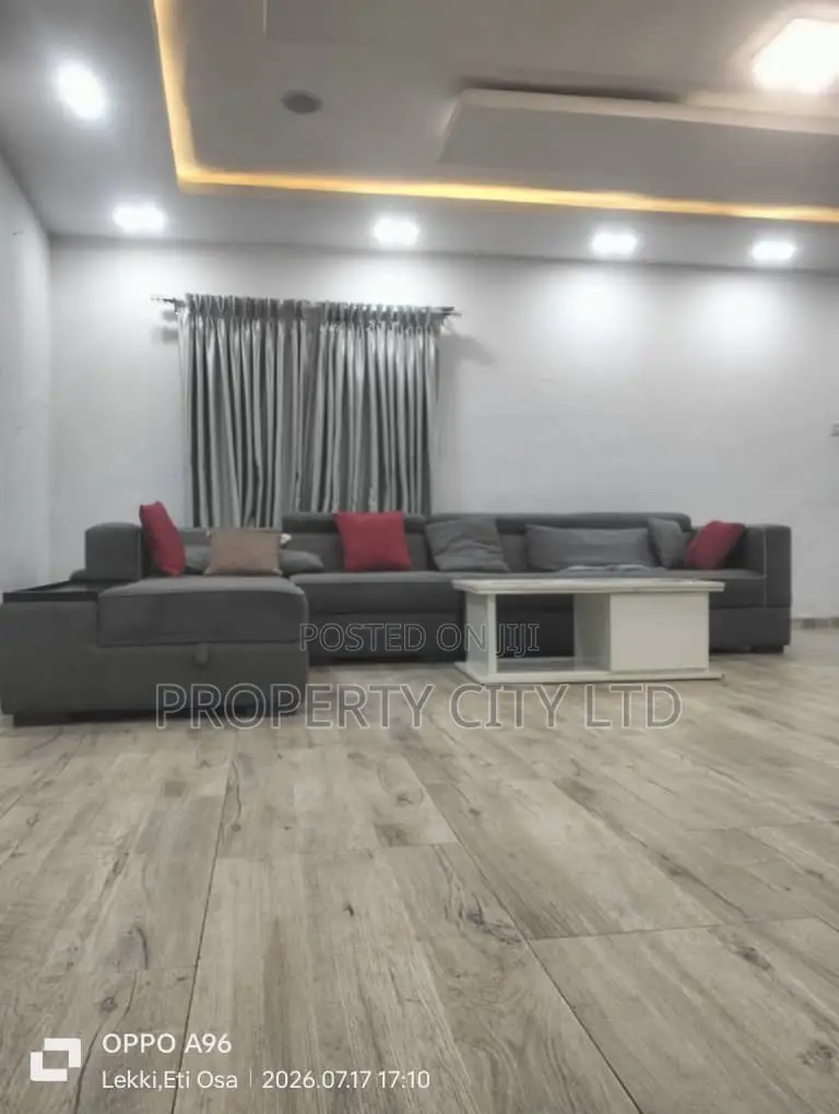 4bdrm Block of Flats in Ologolo for sale in Ologolo