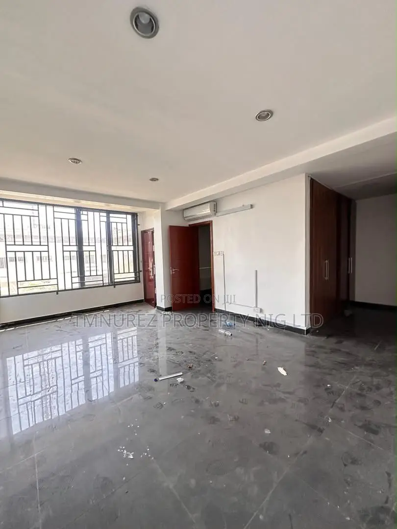 4bdrm Maisonette in Victoria Island for rent in Victoria Island