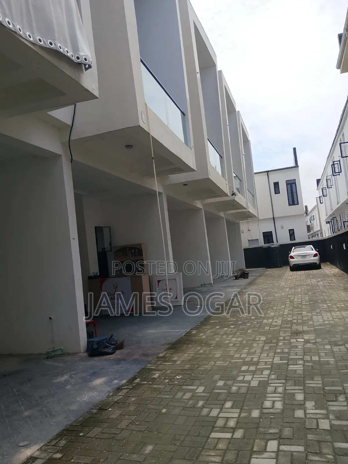 3bdrm Townhouse / Terrace in Ikota Gra for rent in Ikota