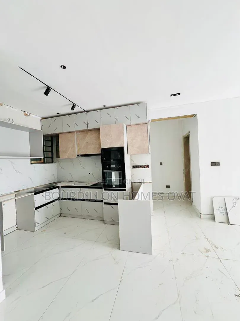 5bdrm Duplex in Orchid Lekki Lagos for rent in Lekki Expressway
