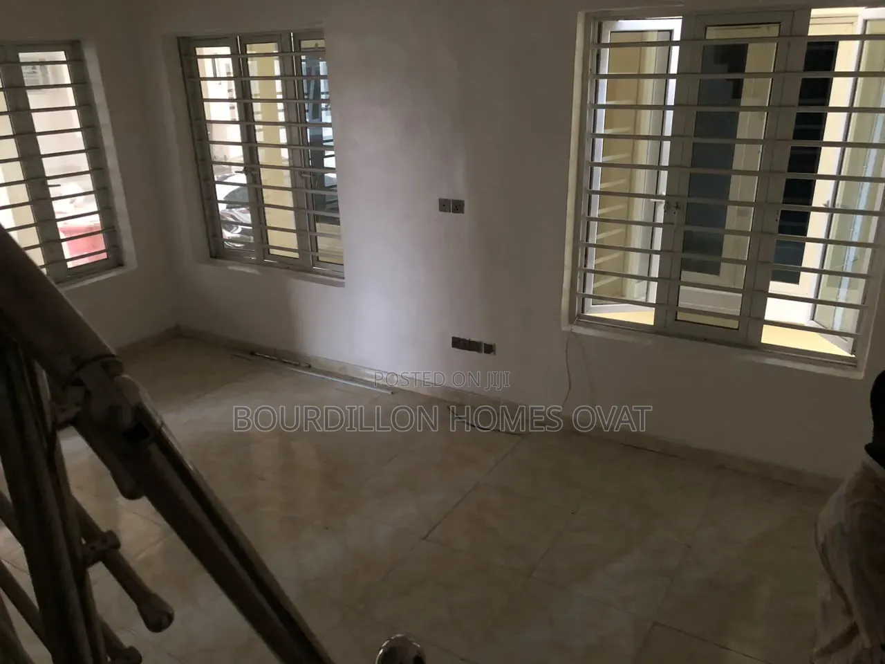 4bdrm Duplex in Harris Drive Vgc for rent in VGC / Ajah