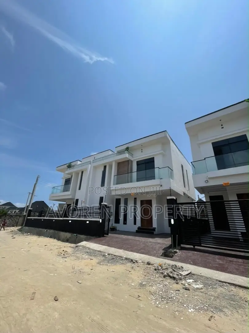 4bdrm Apartment in Ajah for sale in Ajah