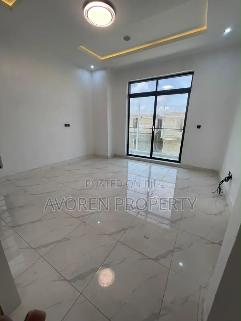 4bdrm Apartment in Ajah for sale in Ajah