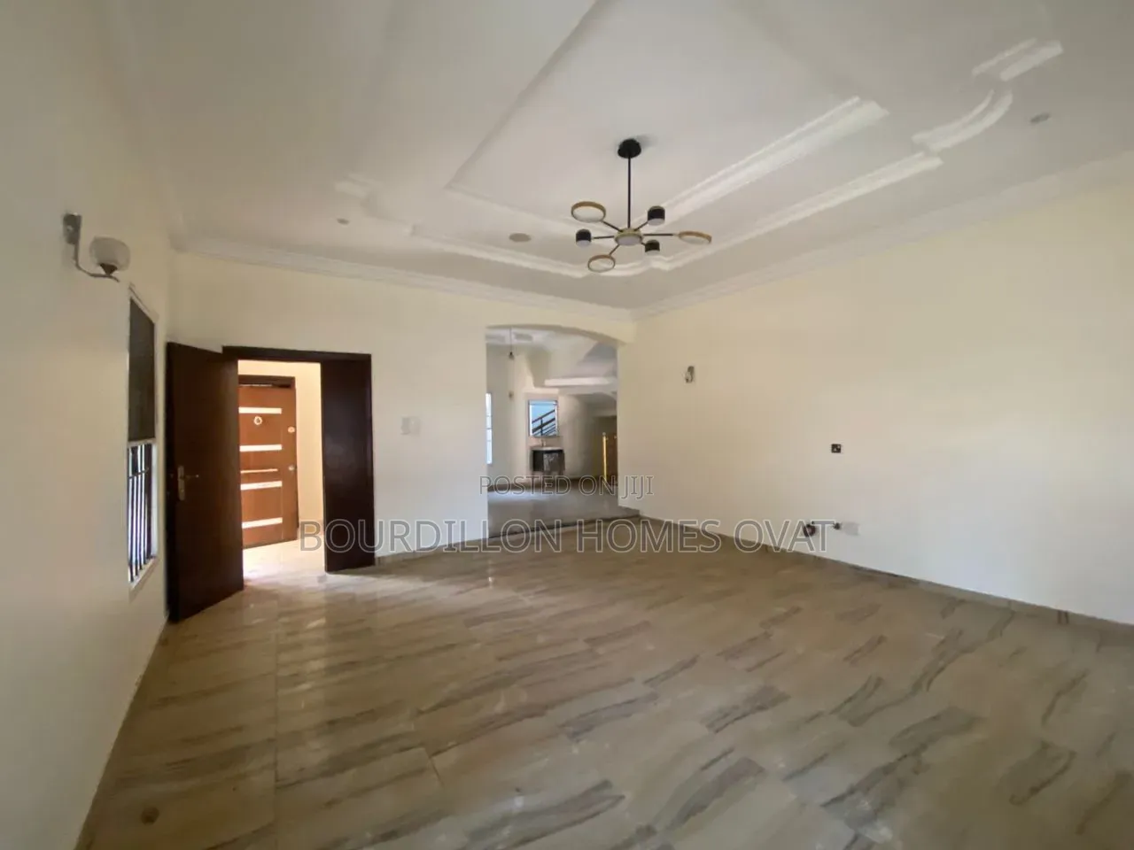 5bdrm Duplex in Lekki County Road for rent in Lekki Expressway