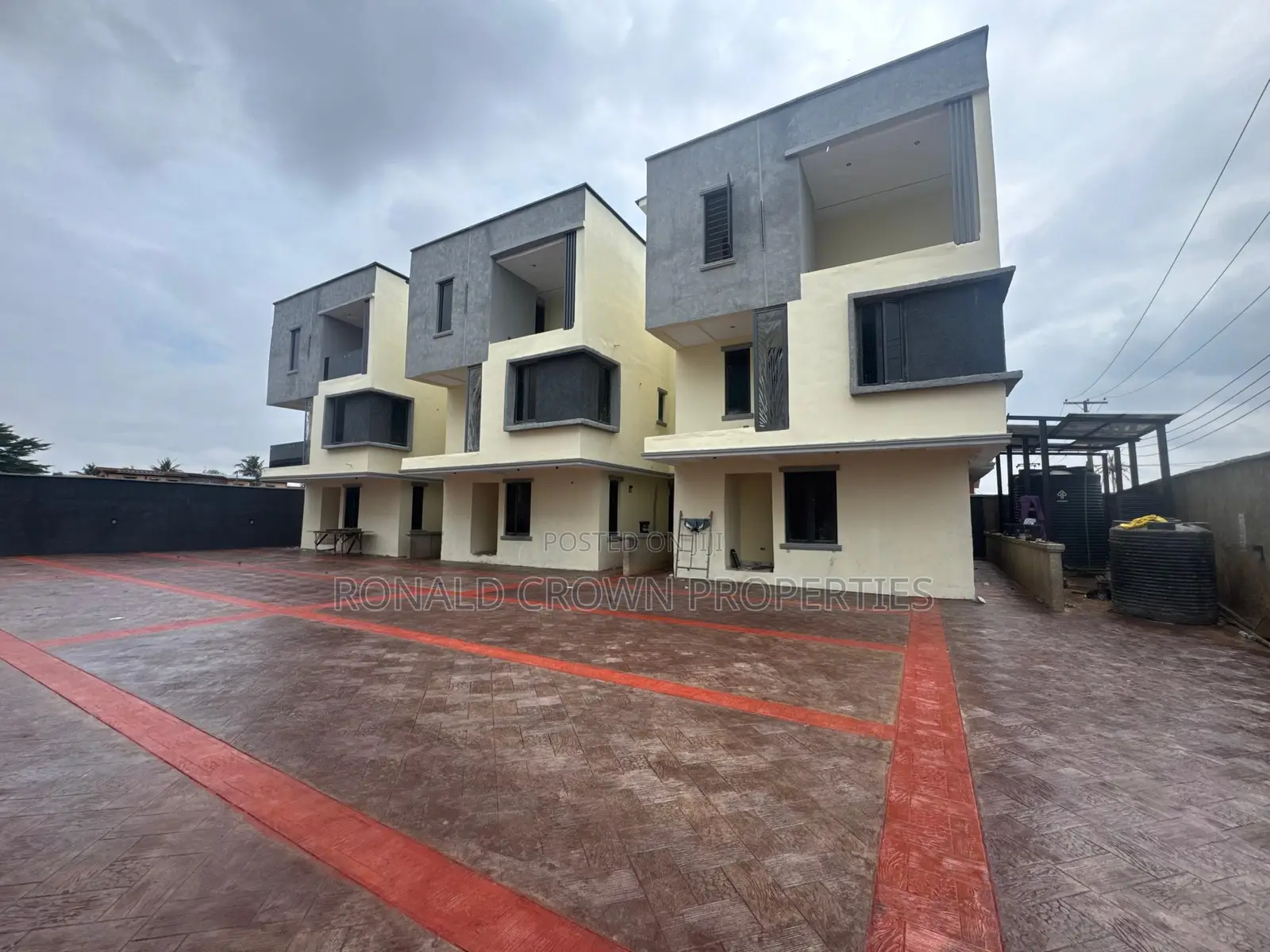 4bdrm Duplex in Ogba for sale in Ogba