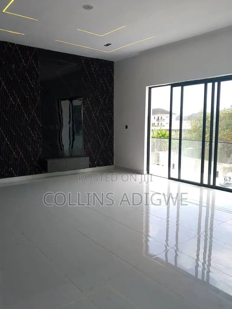 4bdrm Duplex in Sangotedo Behind for sale in Sangotedo