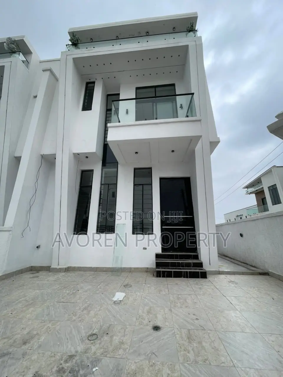 4bdrm Apartment in Ajah for sale in Ajah
