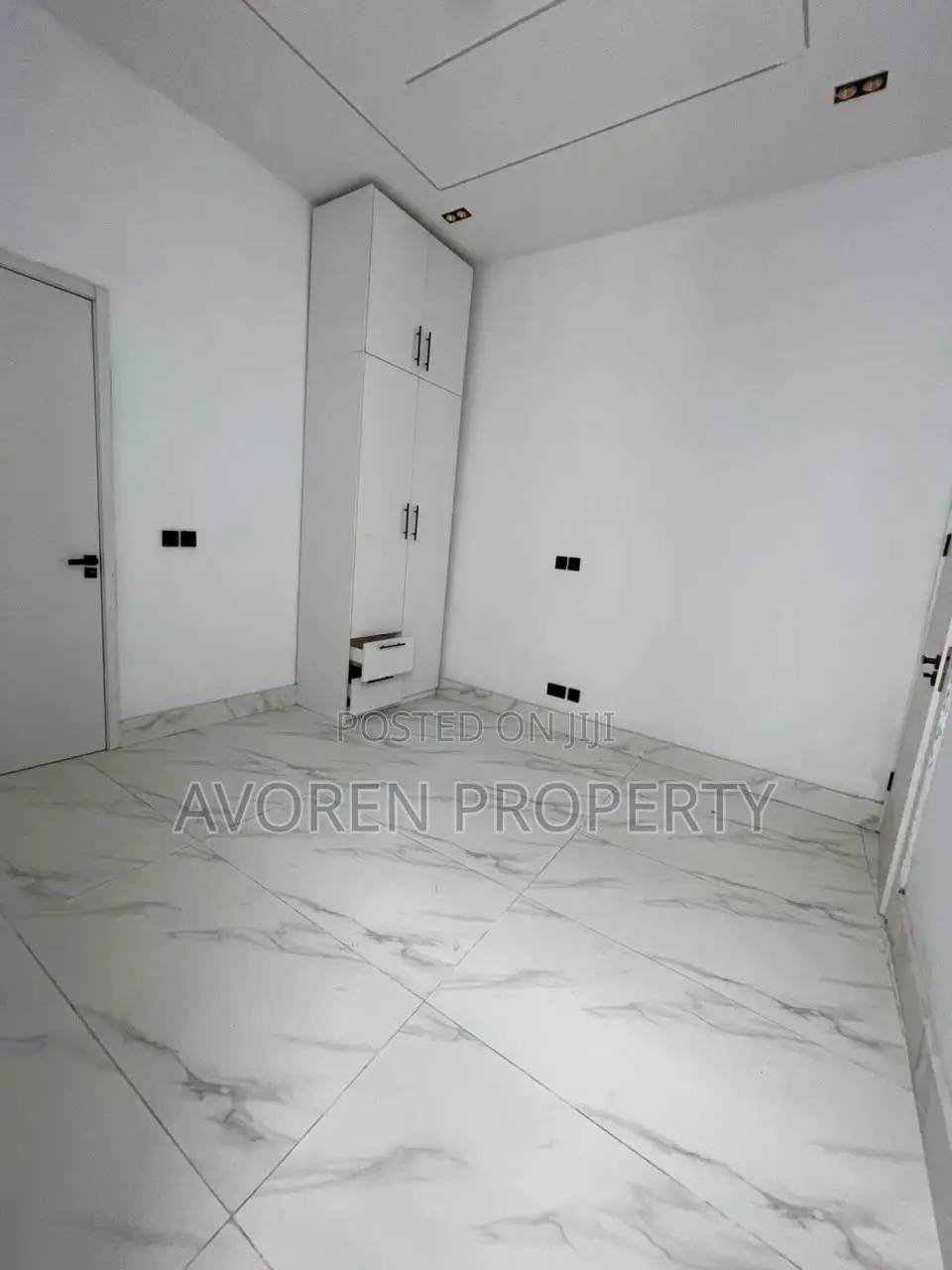 4bdrm Apartment in Ajah for sale in Ajah