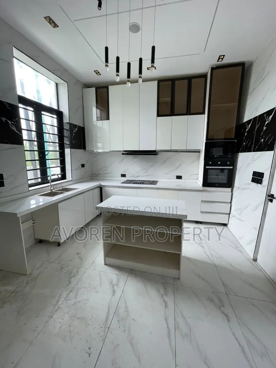 4bdrm Apartment in Ajah for sale in Ajah