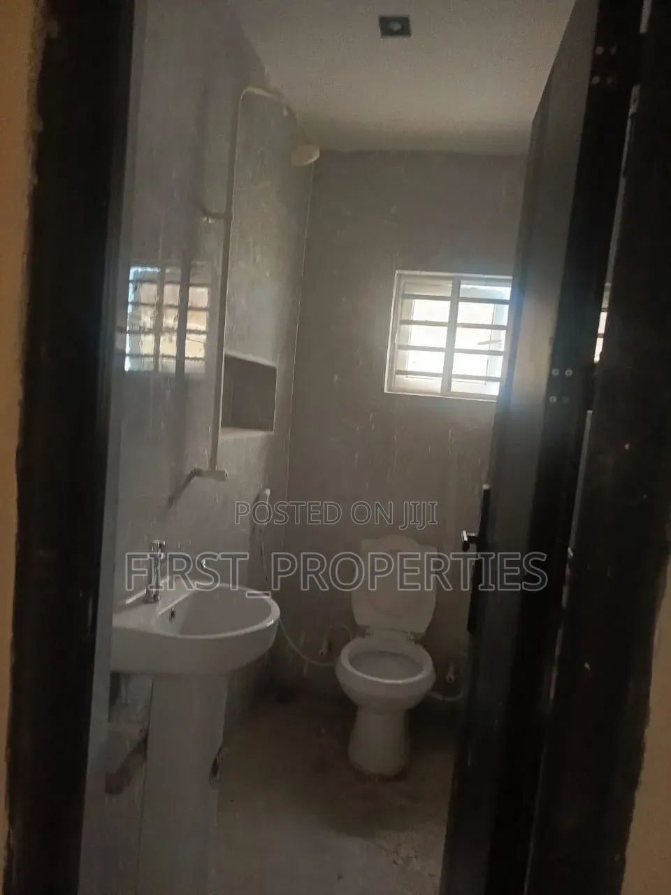 2bdrm Block of Flats in Olorunbo Bashorun, Basorun for rent in Basorun