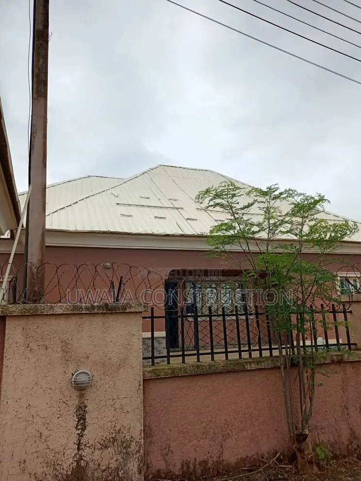 3bdrm Bungalow in FHA for sale in FHA