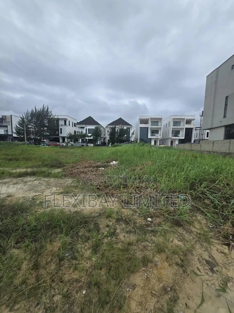 Ready to Build 371sqm Land in Ikota