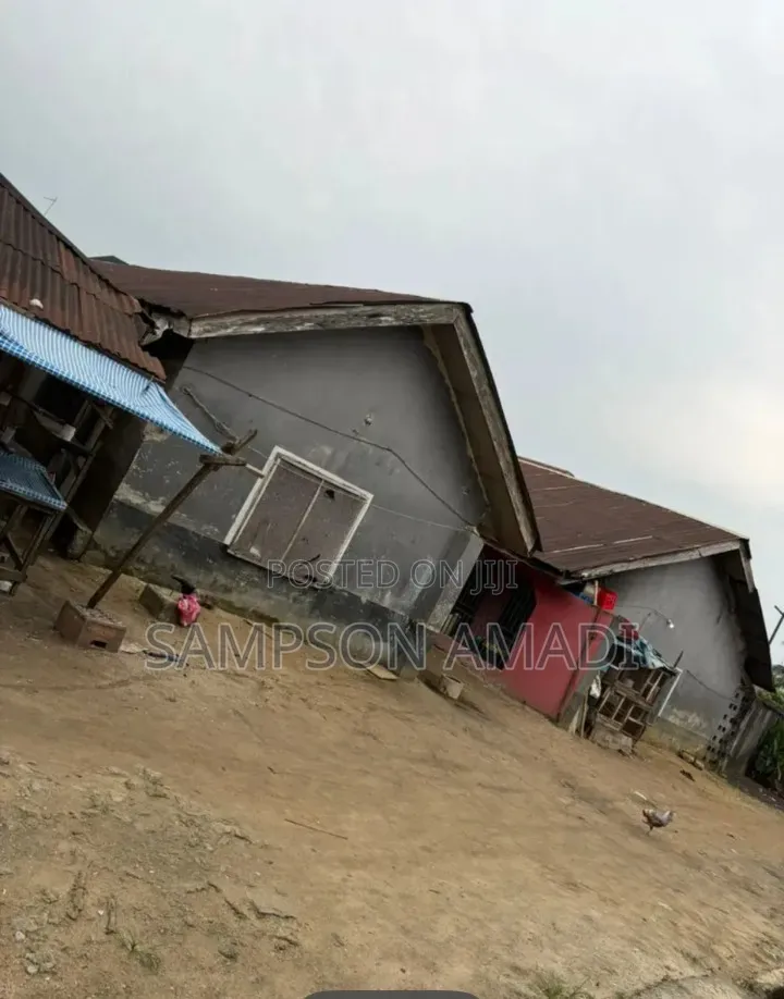 10 Units of One Bedroom Flat, 6 Unit of Selfcon ,10 Unit of One Room, in Port-Harcourt