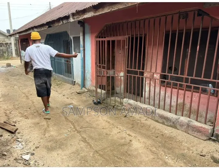 10 Units of One Bedroom Flat, 6 Unit of Selfcon ,10 Unit of One Room, in Port-Harcourt
