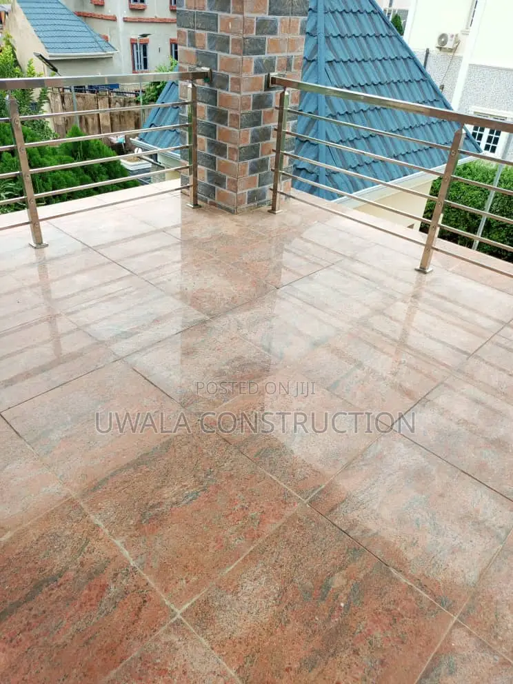 4bdrm Duplex in FHA for sale in FHA