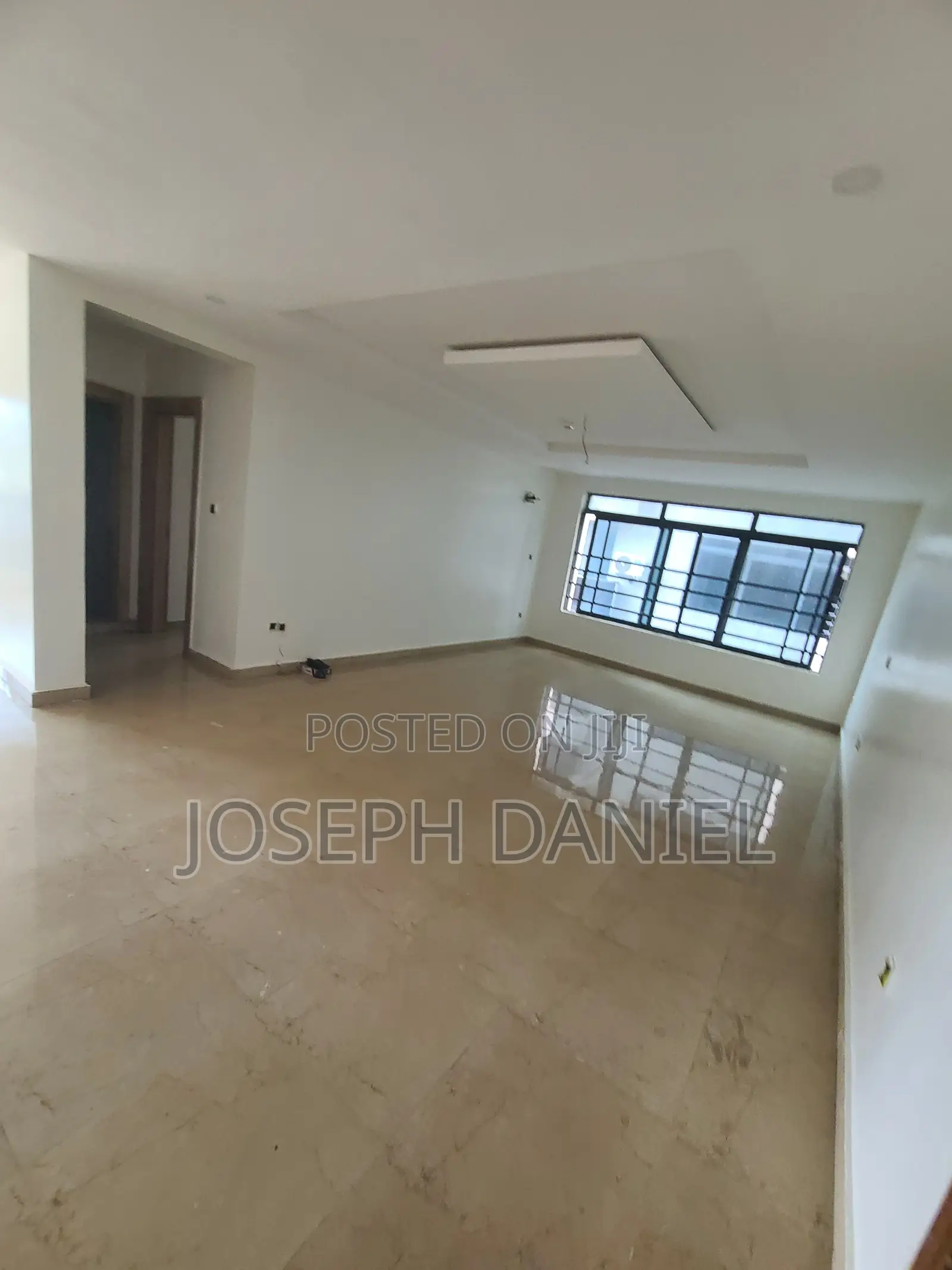3bdrm Block of Flats in Adeola Odeku for rent in Adeola Odeku