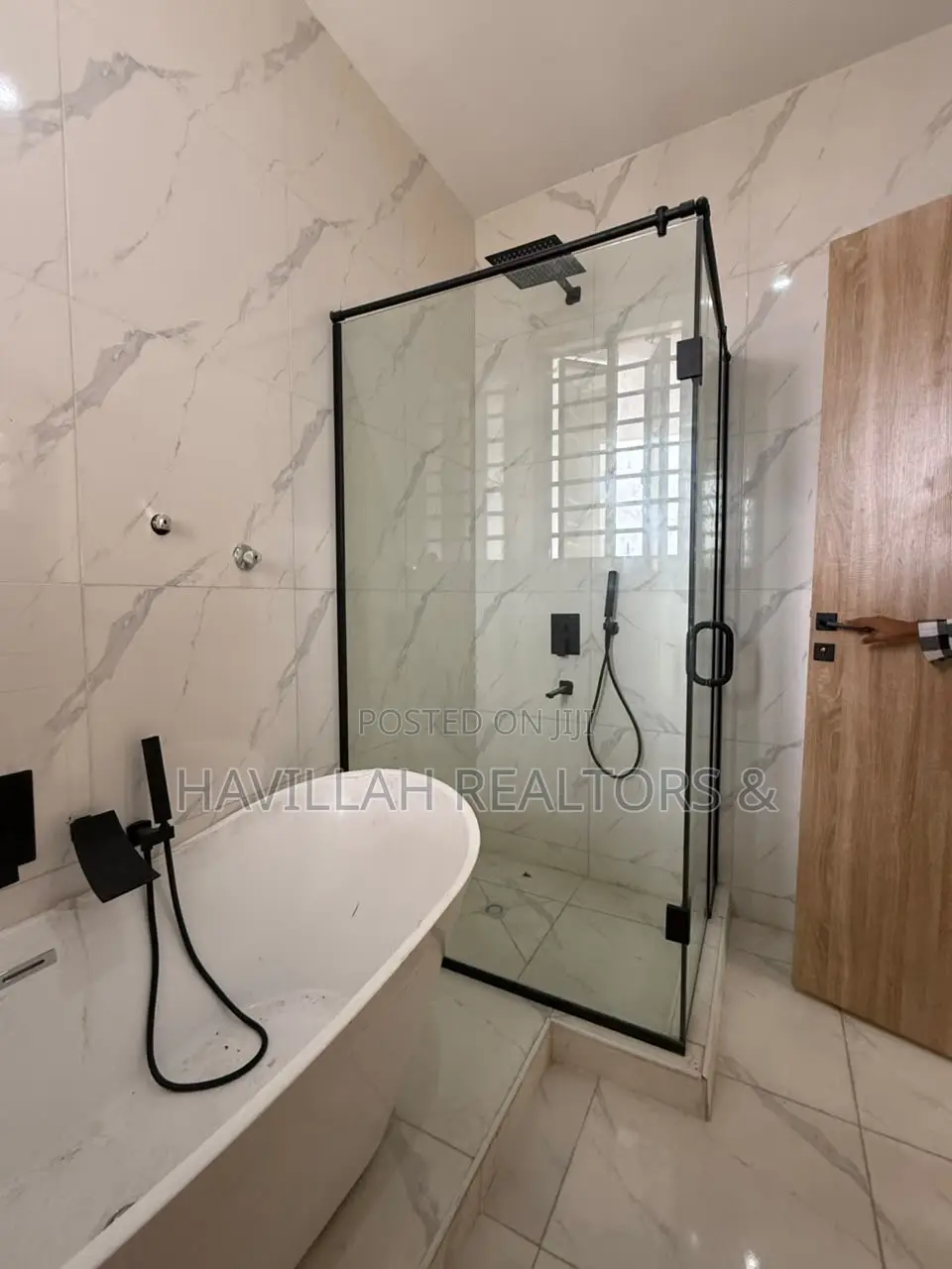 Furnished 4bdrm Duplex in Sangotedo for sale in Sangotedo