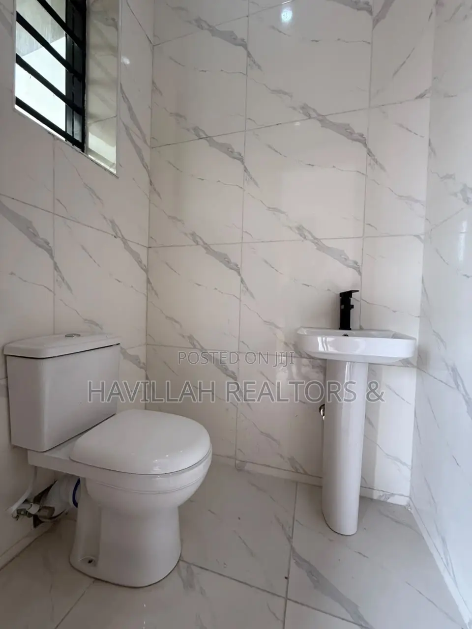Furnished 4bdrm Duplex in Sangotedo for sale in Sangotedo