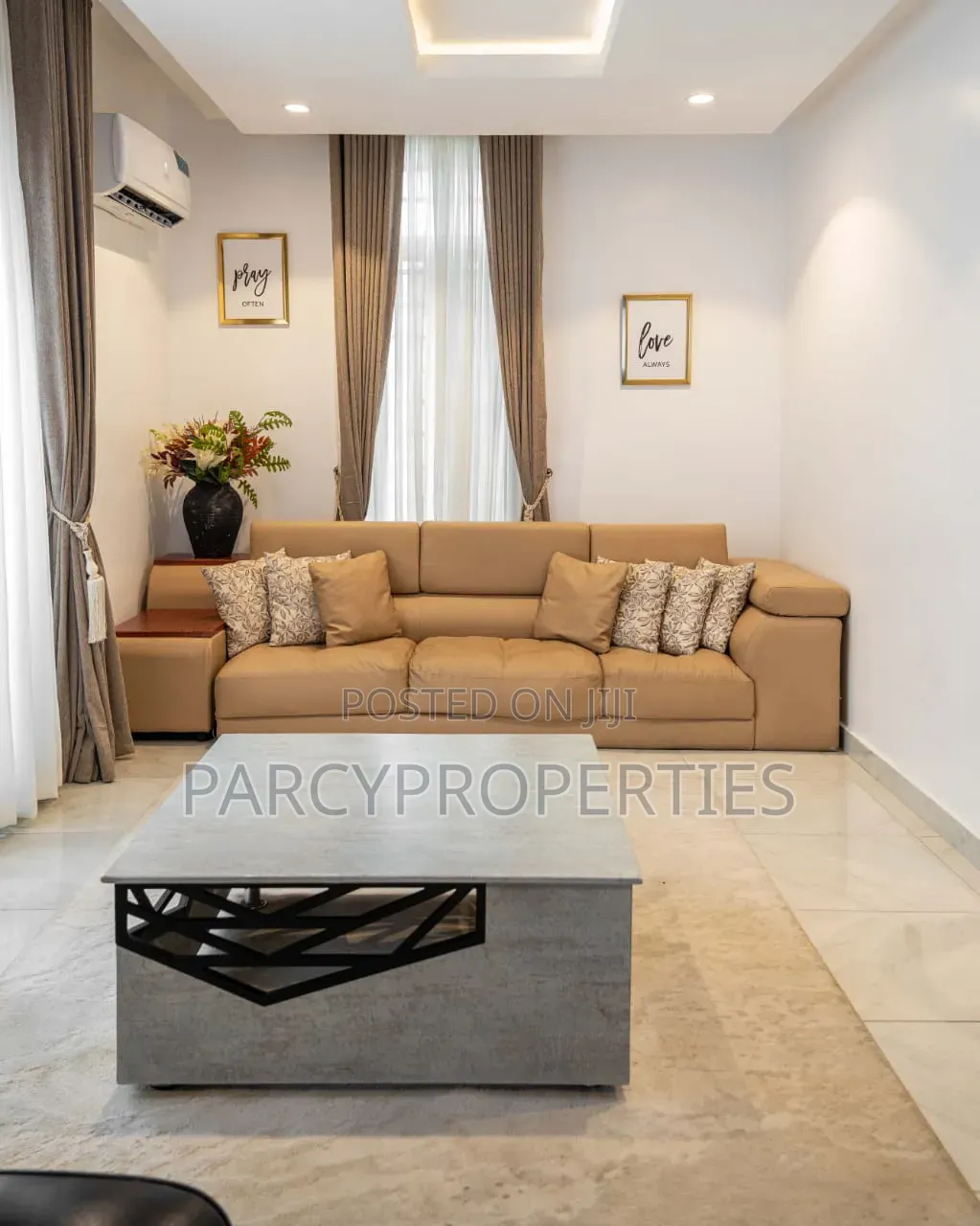 Furnished 2bdrm Apartment in Ologolo, Lekki Phase 2 for sale in Lekki Phase 2