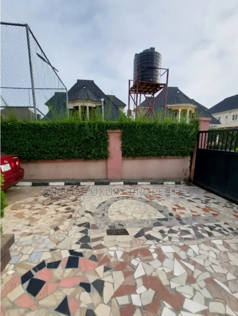 3bdrm Bungalow in Palm Height Estate, Lugbe District for sale in Lugbe District