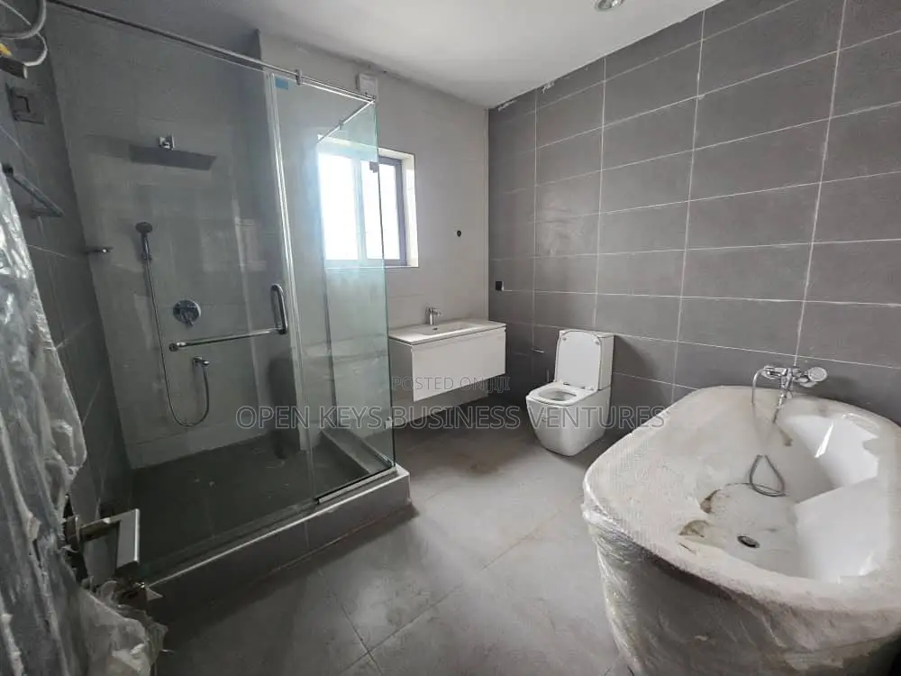 Furnished 5bdrm Duplex in Banana Island for rent in Banana Island