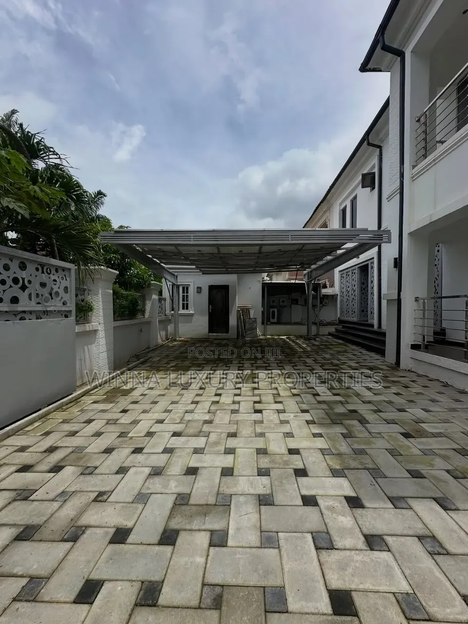 6bdrm Duplex in Kukwaba, Around, Kaura for sale in Kaura